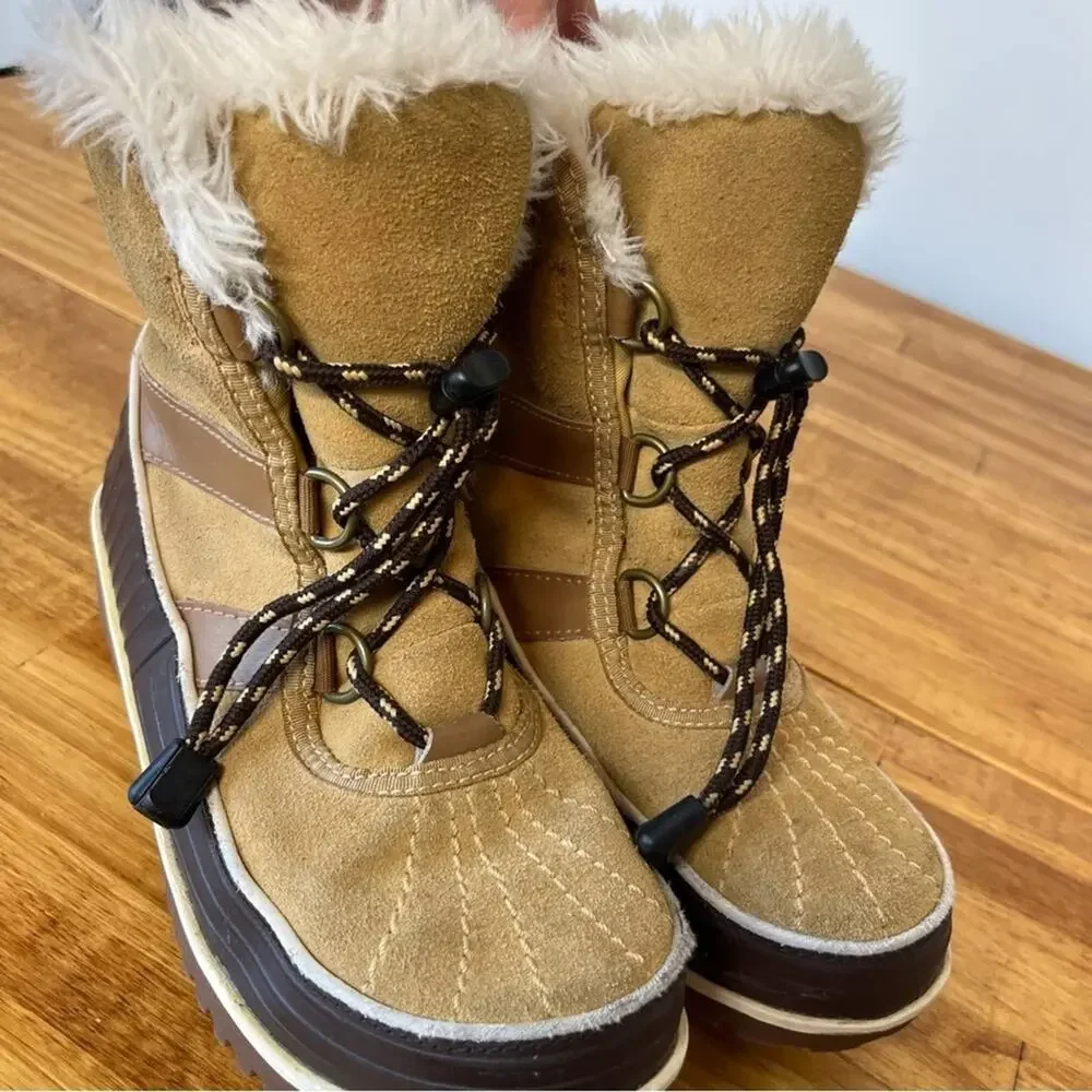 Sorel Tivoli Tan Sherpa Lined Suede Lace Up Winter Boots Size Youth 3